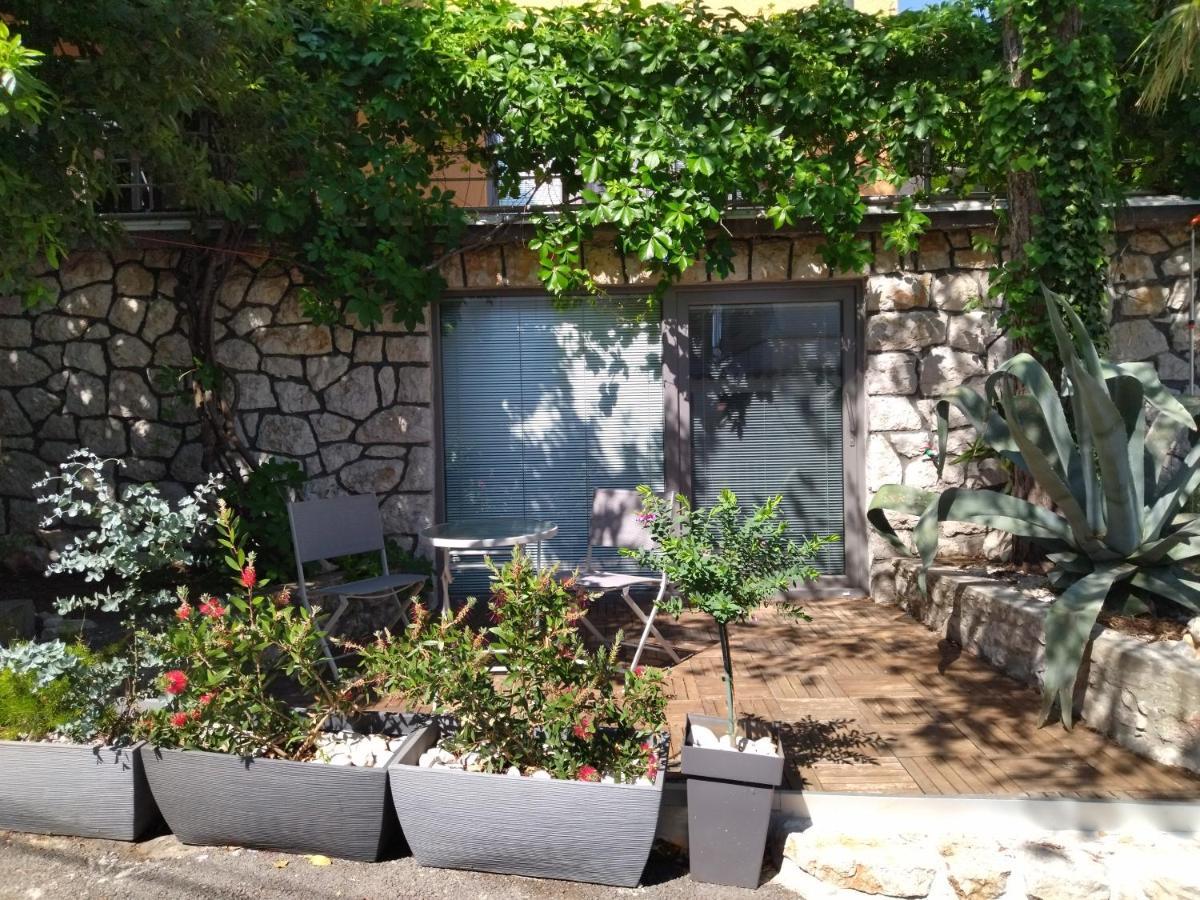 Vila Zdenka Apartmants Crikvenica Exterior foto
